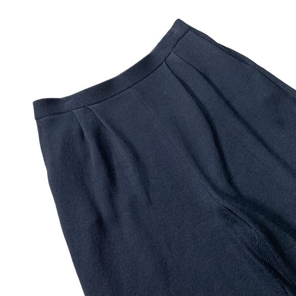 St. John Basic Santana Knit Pleated Pull-On Pants Women’s size 6 in Black - Picture 3 of 6